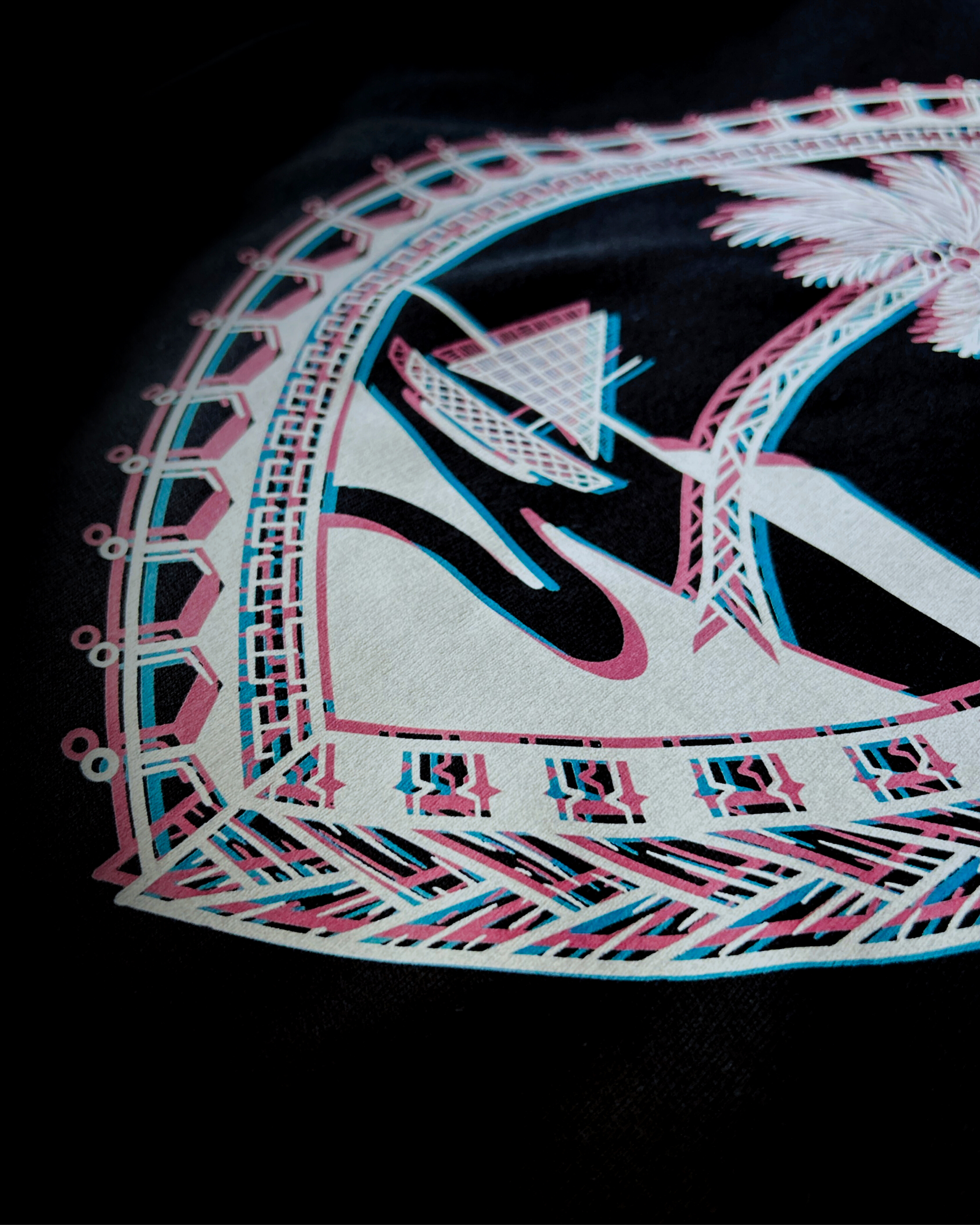 GUAM GLITCH HOODED SWEATER